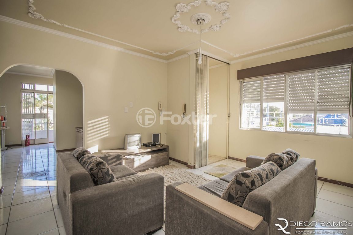 casa sobrado para comprar em Cristo Redentor, Porto Alegre - foto 1