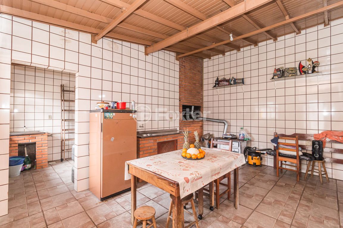 casa sobrado para comprar em Zeferino Dias, 823 - foto 28
