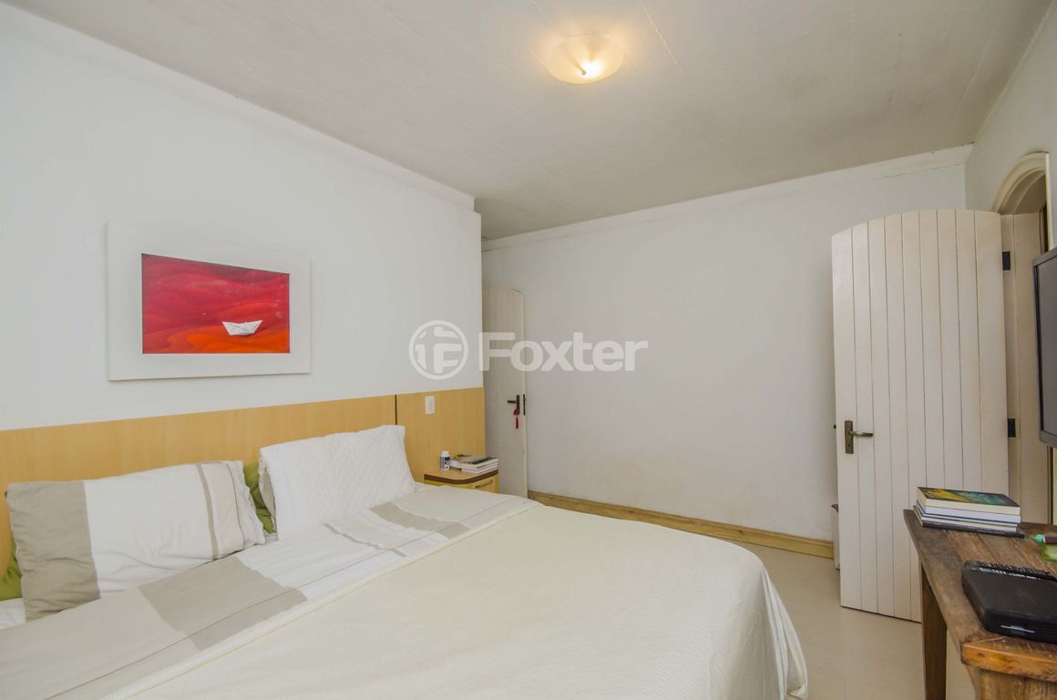 casa sobrado para comprar em Doutor Benjamin Camozato, 70 - foto 17