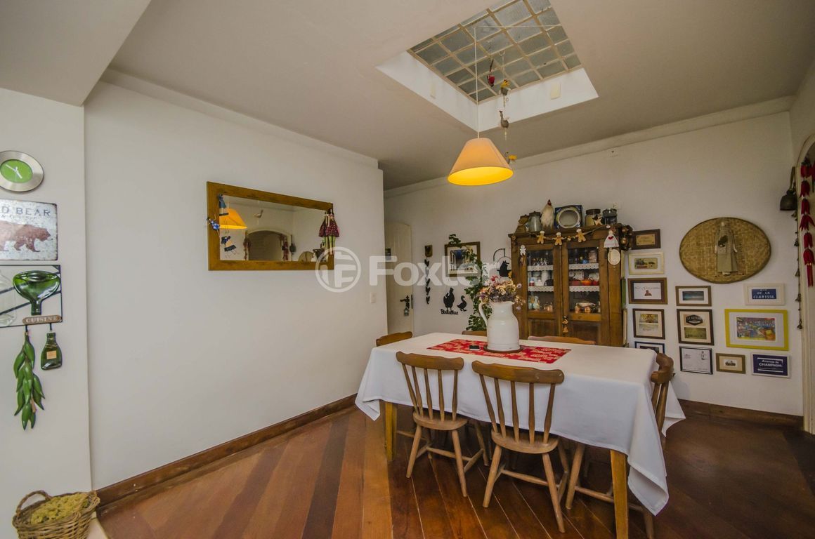 casa sobrado para comprar em Doutor Benjamin Camozato, 70 - foto 29
