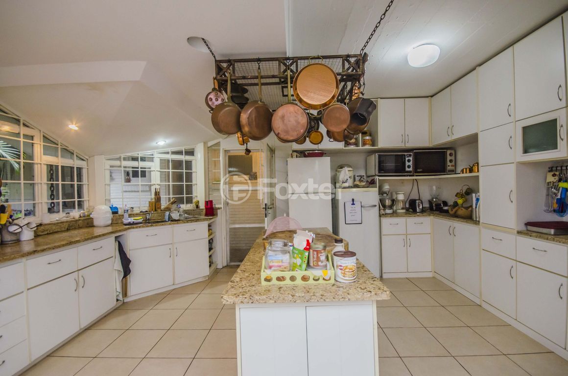 casa sobrado para comprar em Doutor Benjamin Camozato, 70 - foto 30