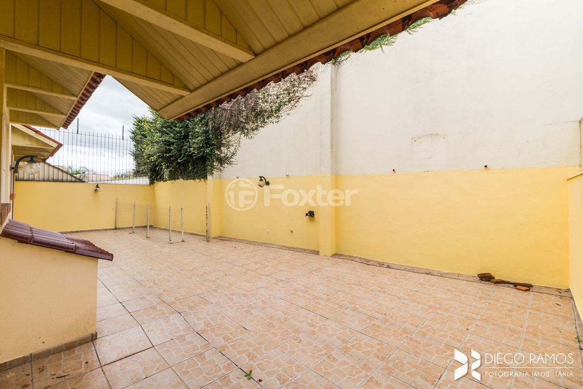 casa sobrado para comprar em Kyve T. Knijnik, 20 - foto 53