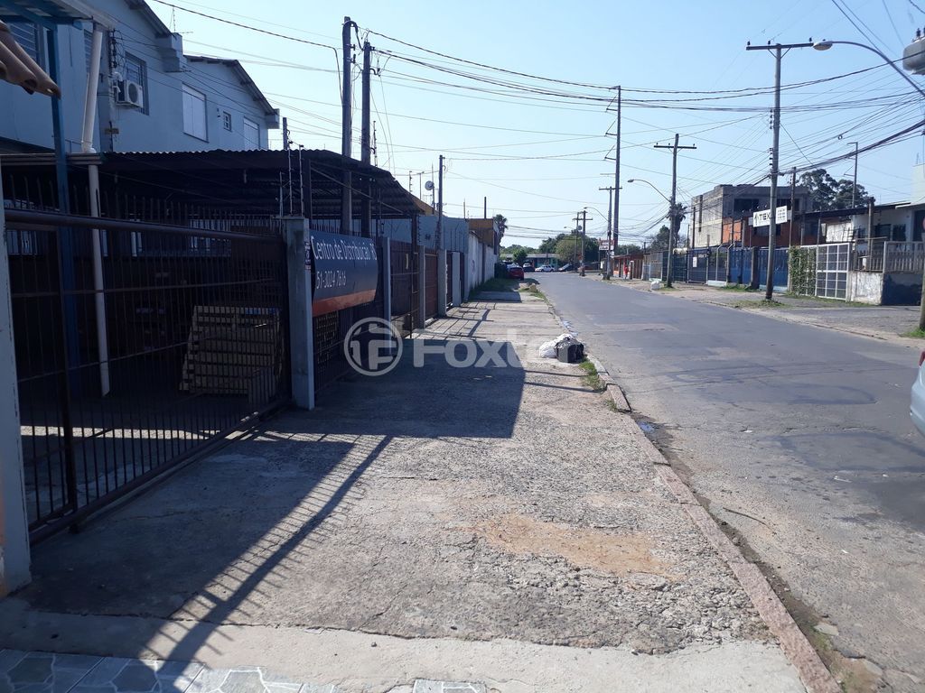 casa sobrado para comprar em Major Dionísio Dorneles, 129 - foto 14