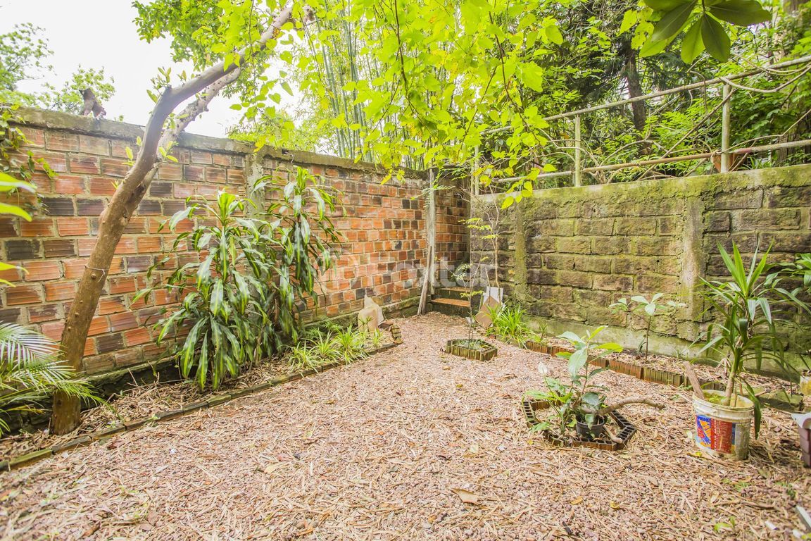 casa sobrado para comprar em Evangelina Porto, 140 - foto 44