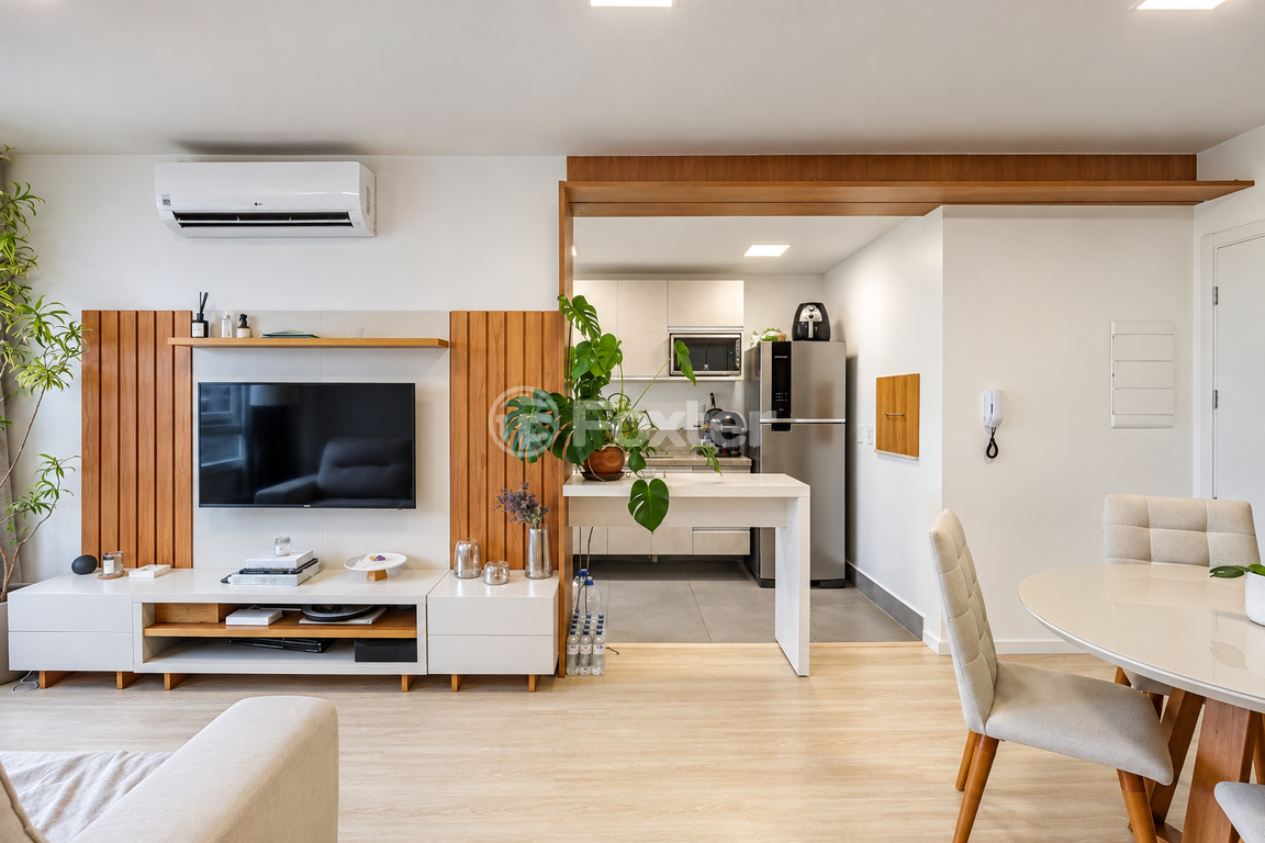 Apartamento para comprar em São João, Porto Alegre - foto 1
