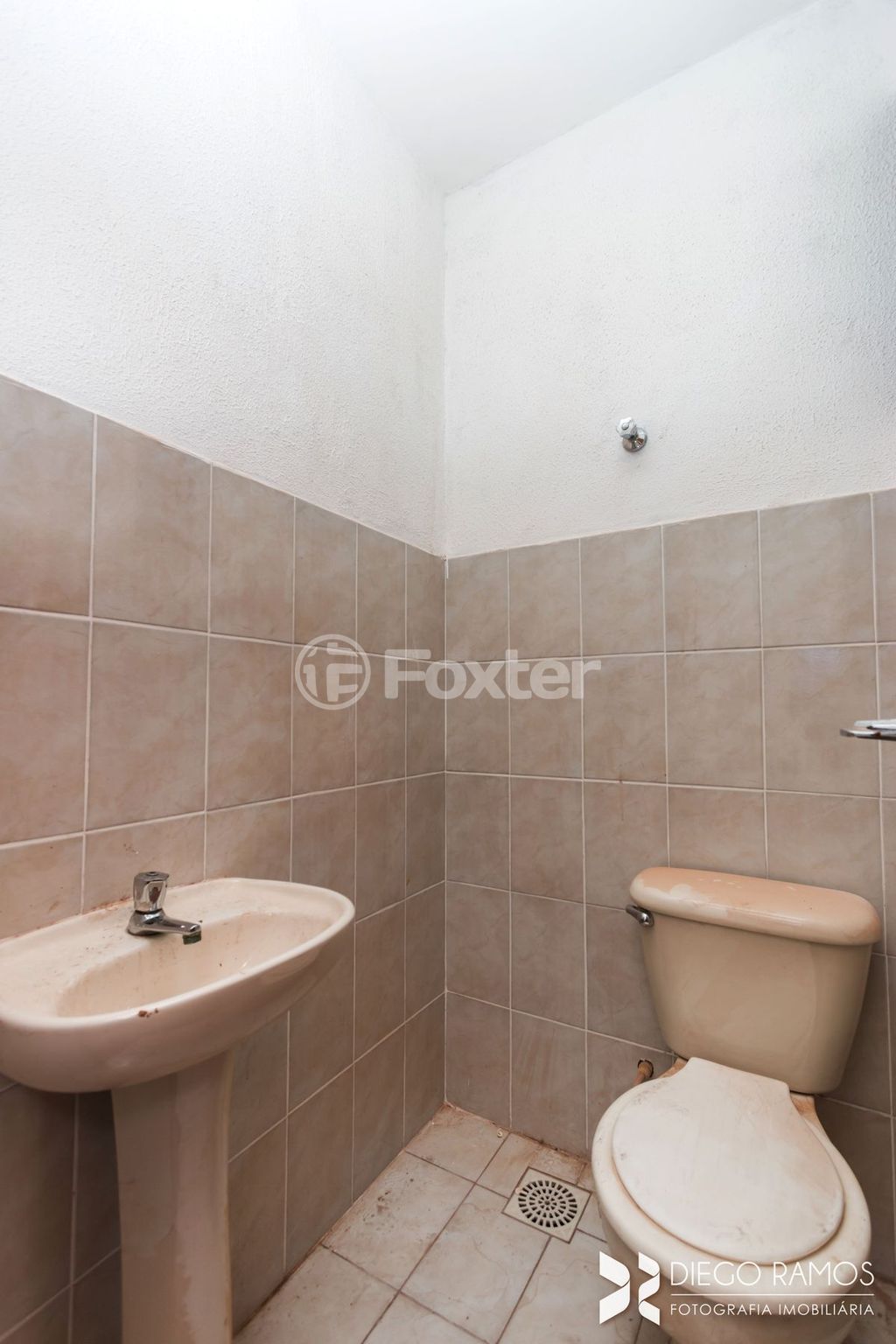 consultorio sala conjunto para comprar em Silva Jardim, 254 - foto 19