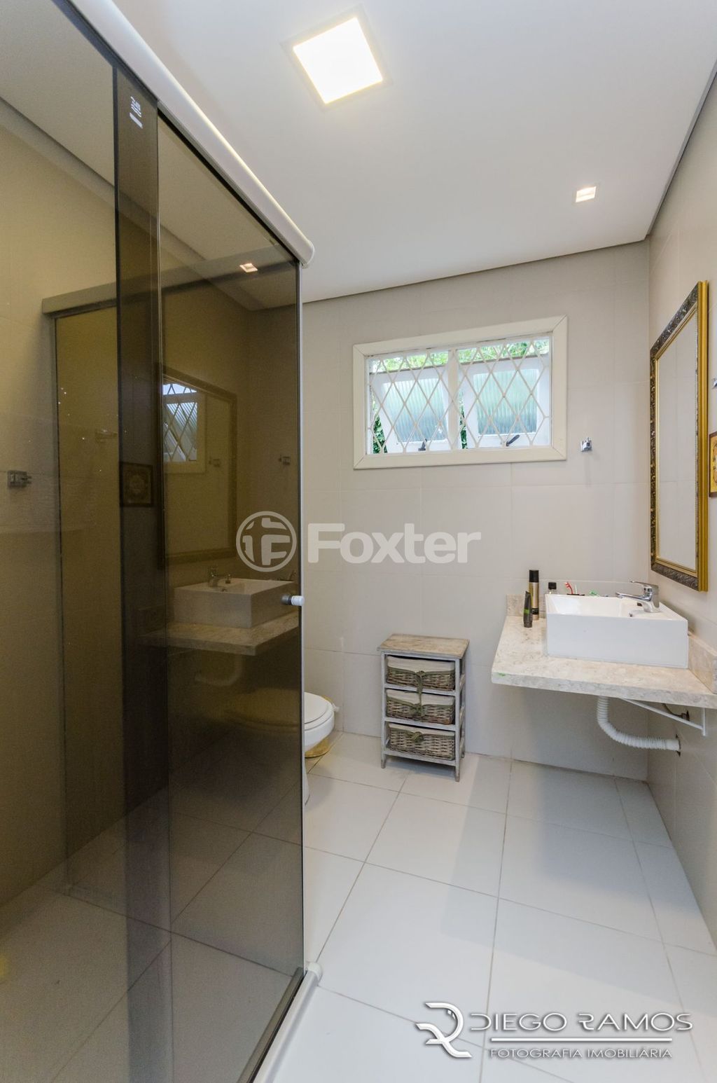 casa sobrado para comprar em Professora Bernadeth da Rocha Jackle, 100 - foto 7