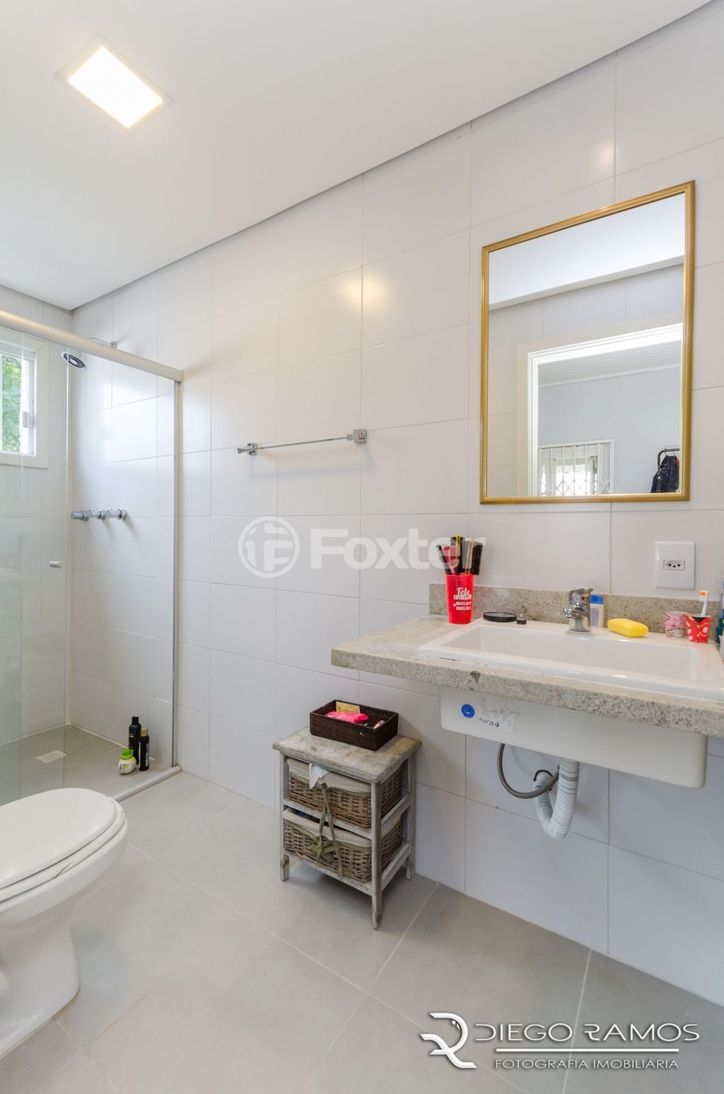 casa sobrado para comprar em Professora Bernadeth da Rocha Jackle, 100 - foto 10