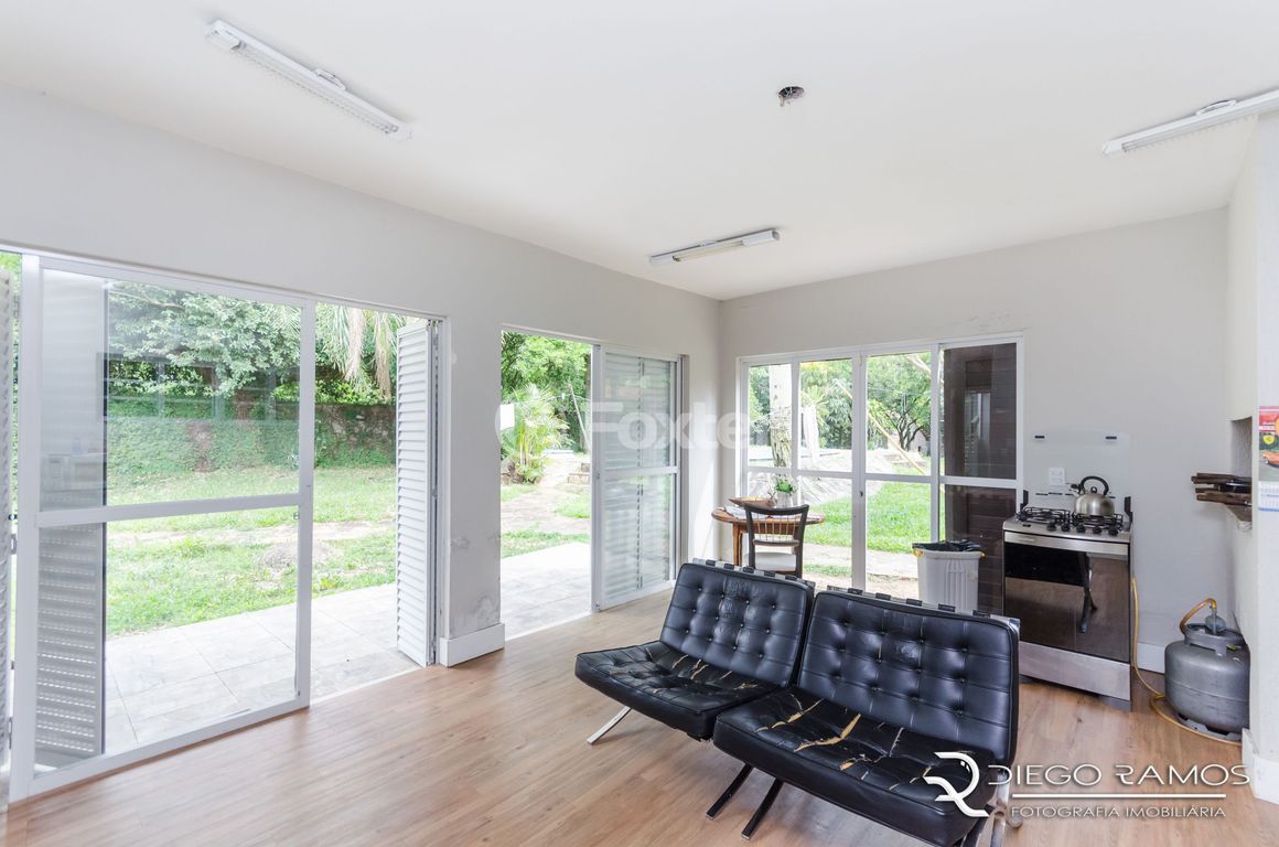 casa sobrado para comprar em Professora Bernadeth da Rocha Jackle, 100 - foto 19