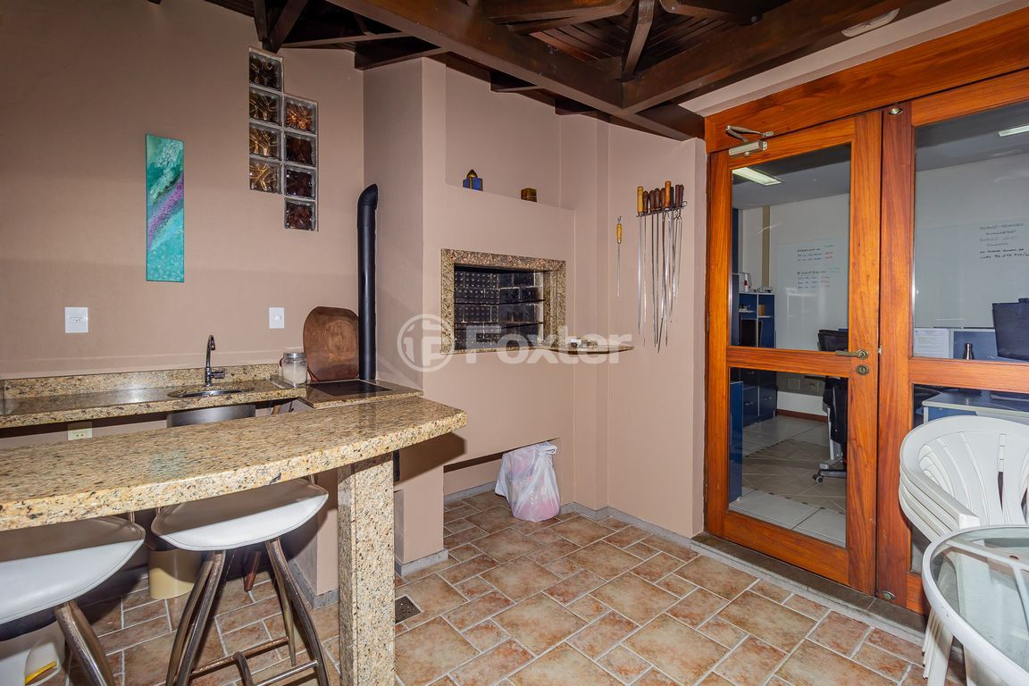 Prédio para comprar em Teixeira Mendes, 588 - foto 33