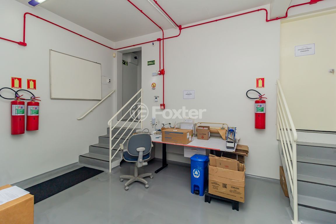 Prédio para comprar em Teixeira Mendes, 588 - foto 39