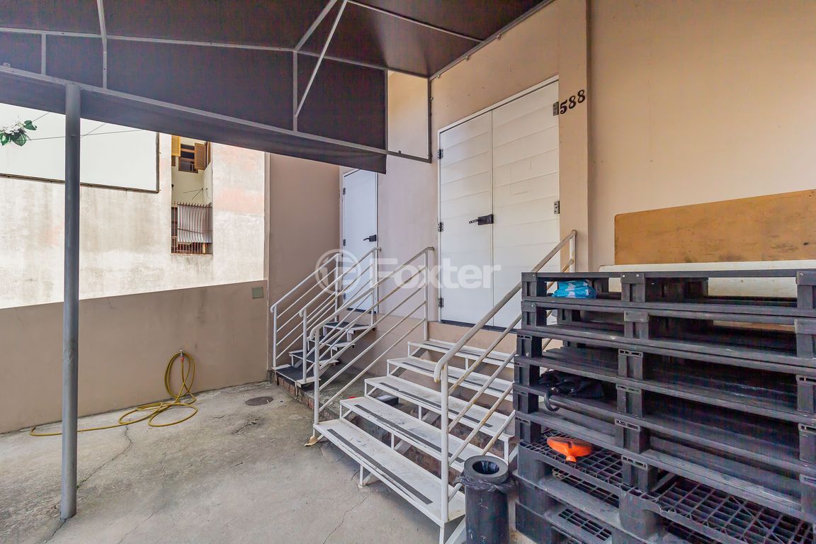 Prédio para comprar em Teixeira Mendes, 588 - foto 42
