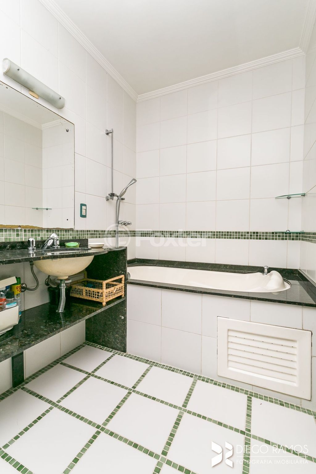casa sobrado para comprar em Jaguari, 713 - foto 18