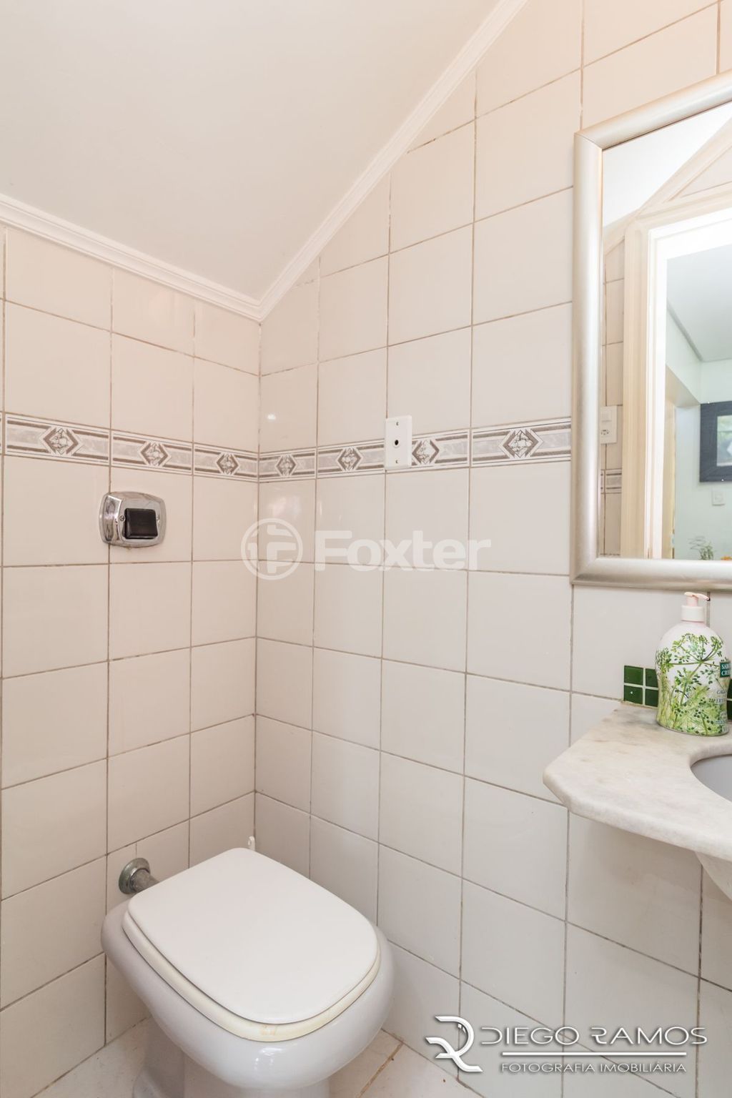 casa sobrado para comprar em Adão Pinheiro da Silva, 140 - foto 8