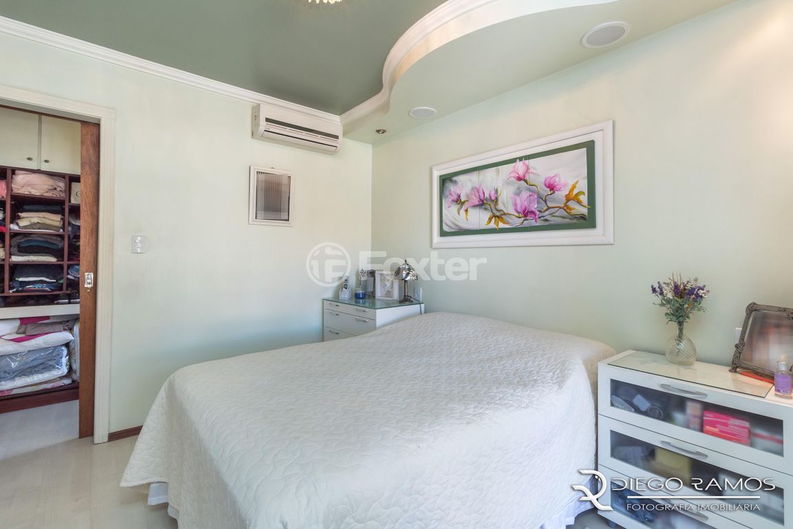 casa sobrado para comprar em Adão Pinheiro da Silva, 140 - foto 17