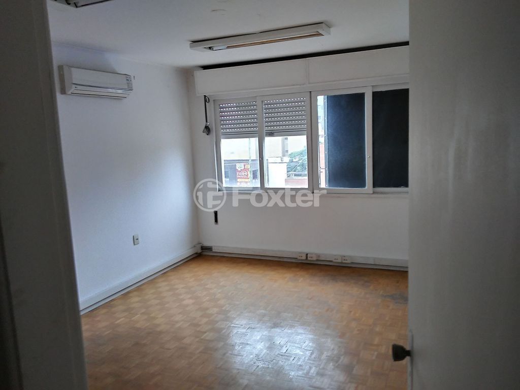 Prédio para comprar em Plínio Brasil Milano, 597 - foto 10