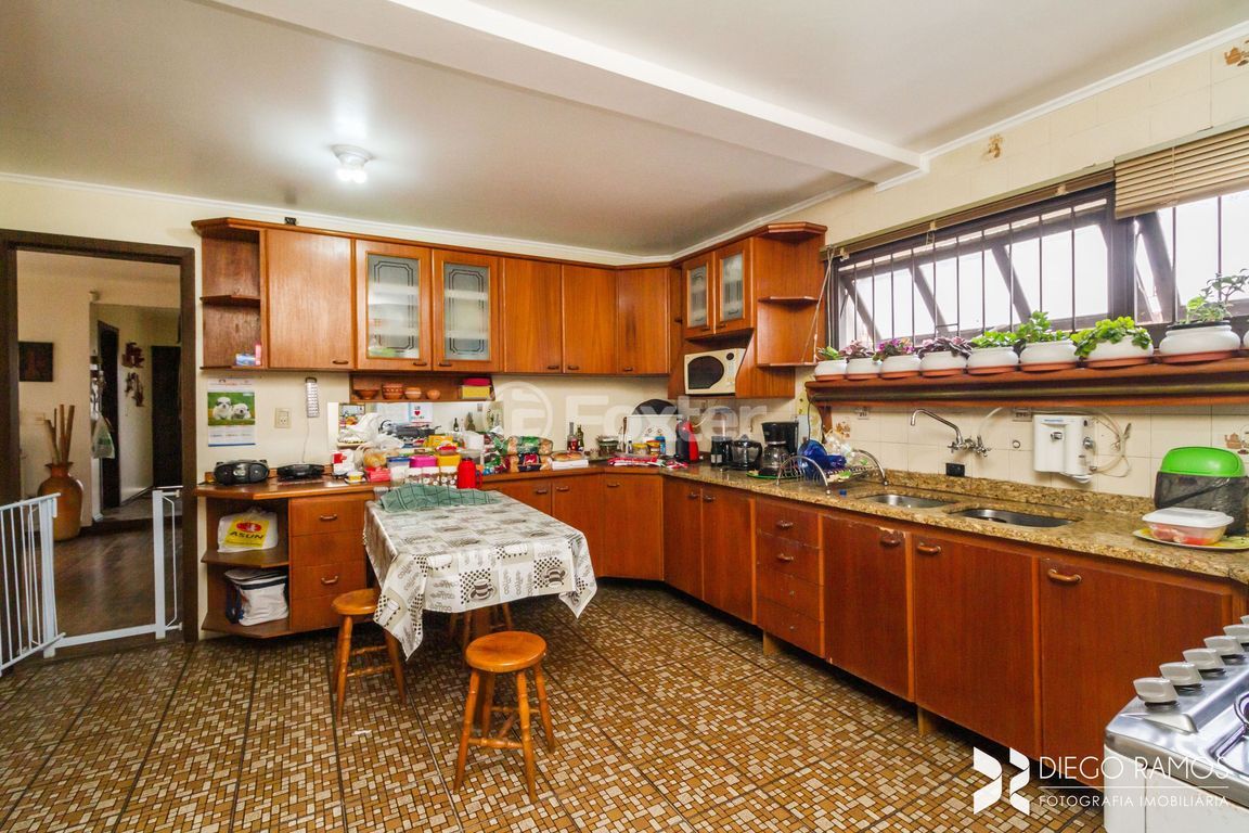 casa sobrado para comprar em Otto Niemeyer, 3458 - foto 30