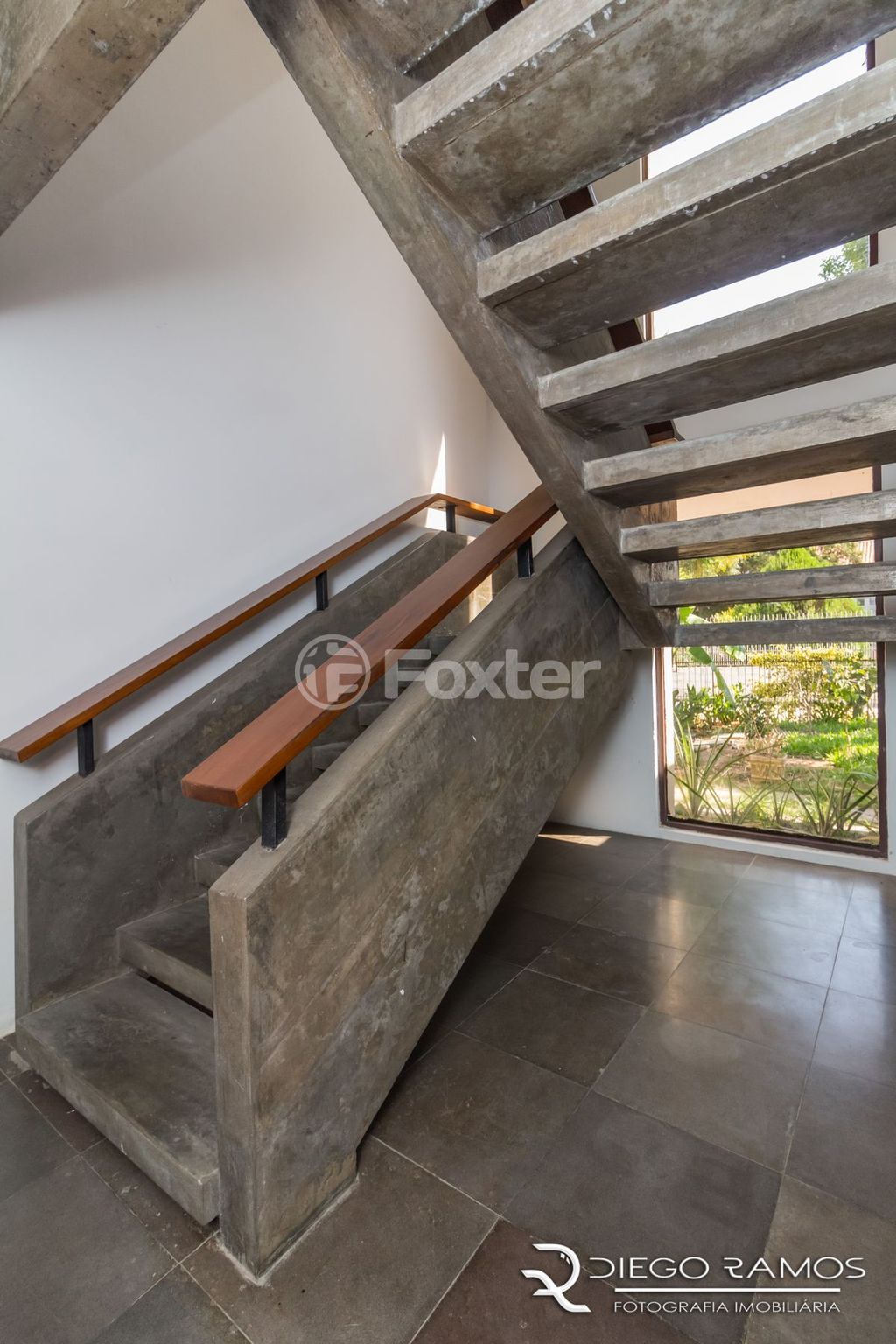 casa sobrado para comprar em Hilário Kieling, 73 - foto 9
