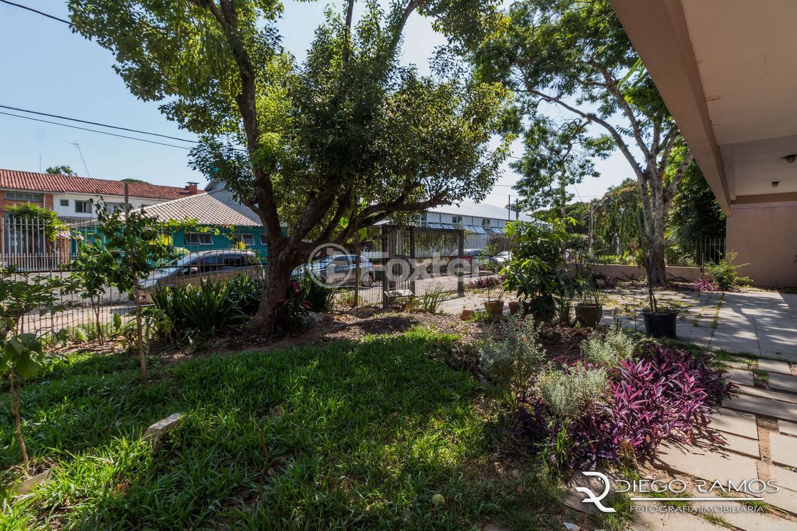 casa sobrado para comprar em Hilário Kieling, 73 - foto 31