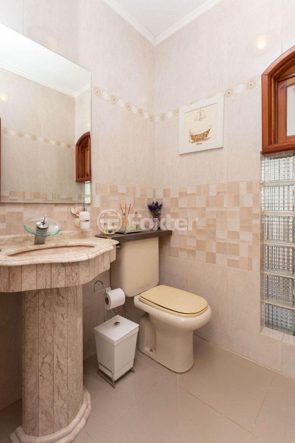 casa sobrado para comprar em Luiz Cézar Leal, 235 - foto 10
