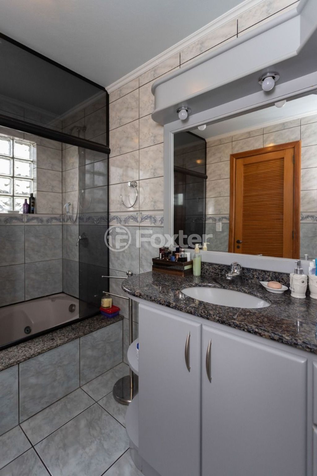 casa sobrado para comprar em Luiz Cézar Leal, 235 - foto 30