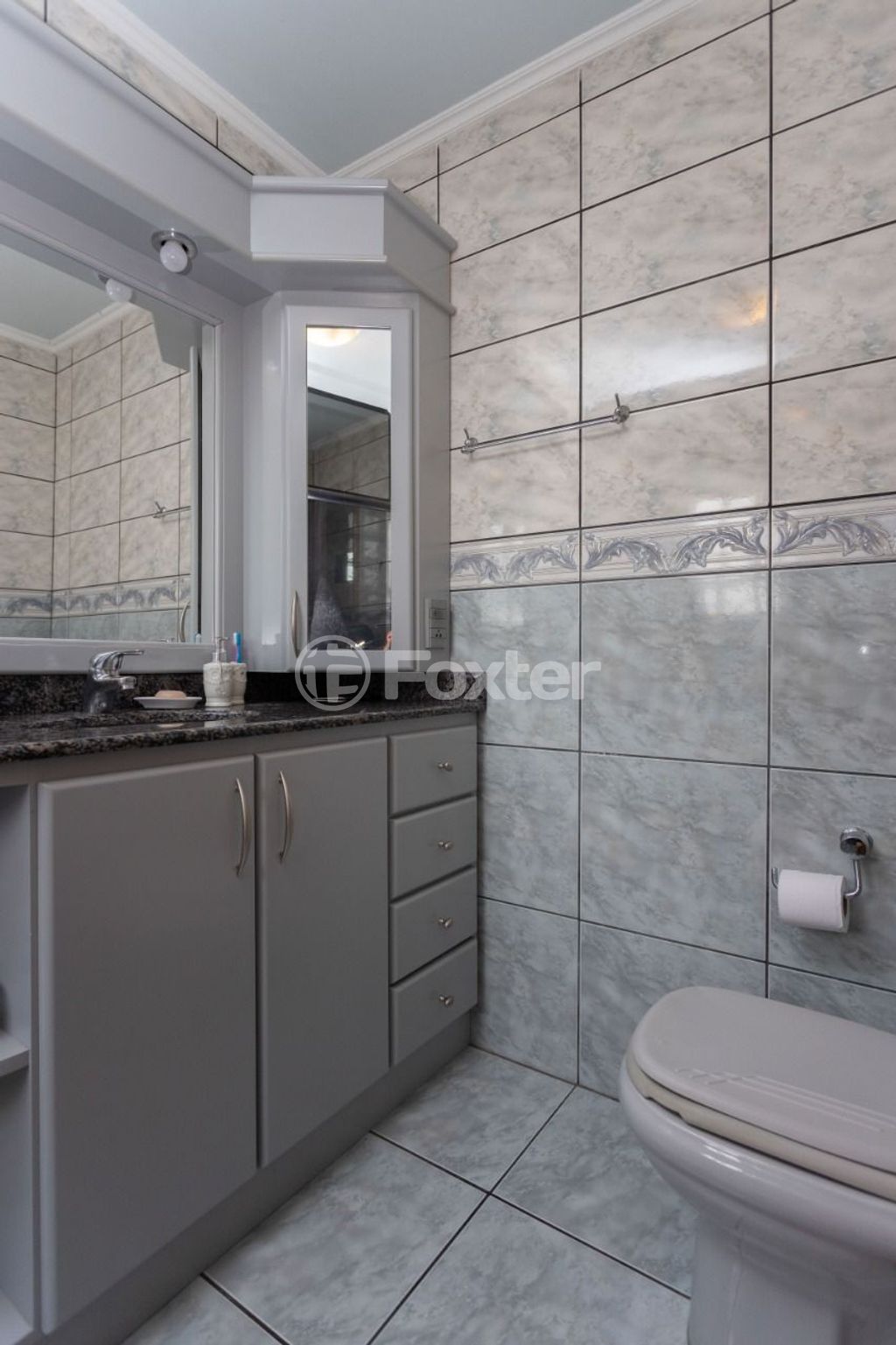 casa sobrado para comprar em Luiz Cézar Leal, 235 - foto 18