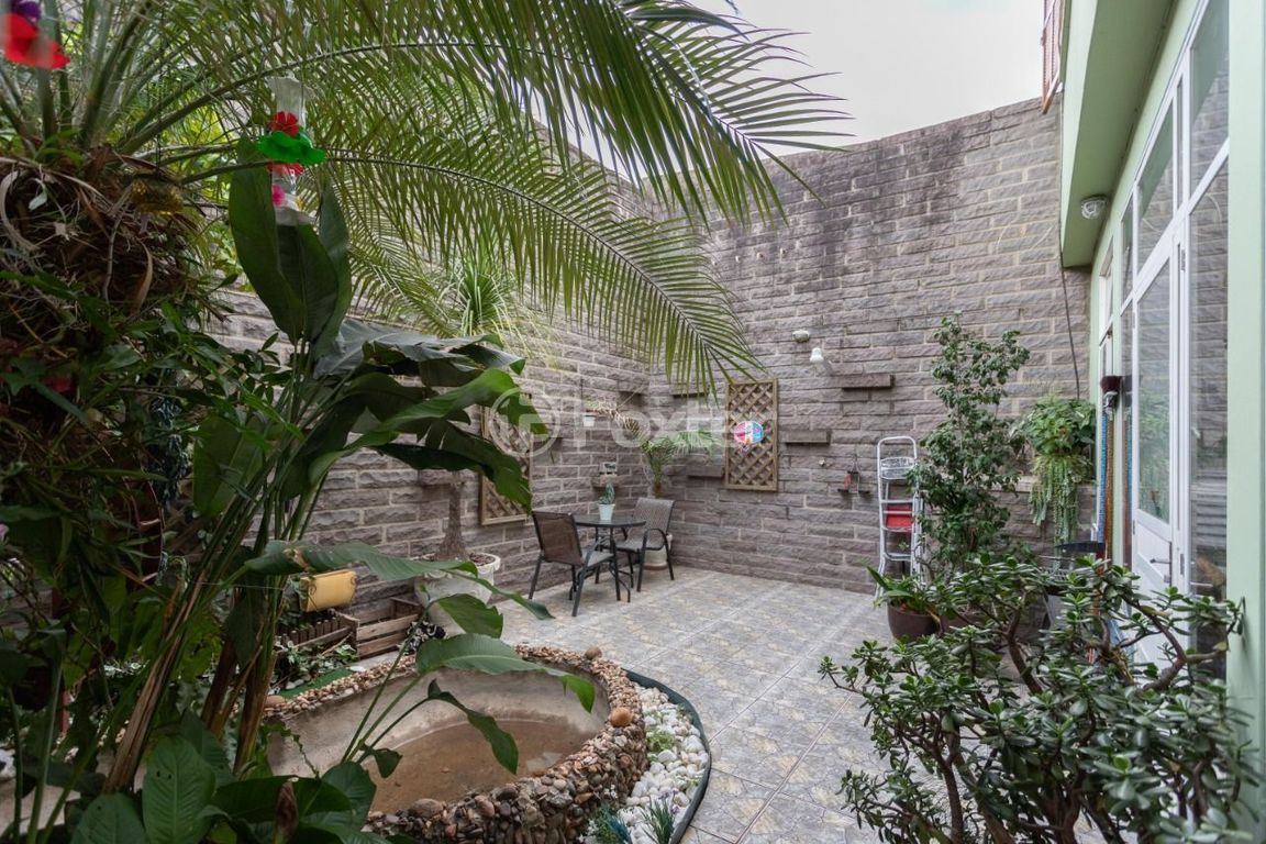 casa sobrado para comprar em Luiz Cézar Leal, 235 - foto 32