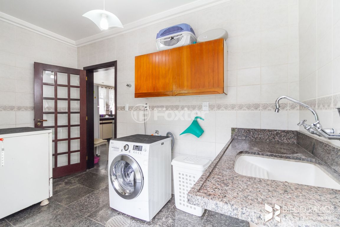 casa sobrado para comprar em Pedra Redonda, 130 - foto 33
