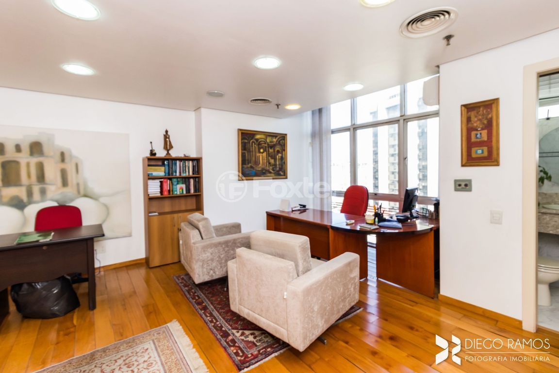 consultorio sala conjunto para comprar em VINTE E QUATRO DE OUTUBRO, 111 - foto 19