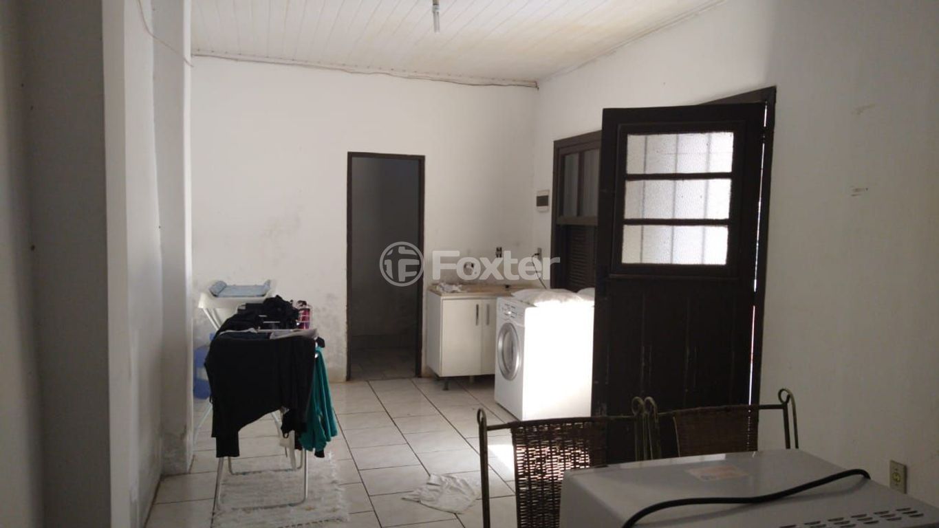 casa sobrado para comprar em Irmão Weibert, 216 - foto 17