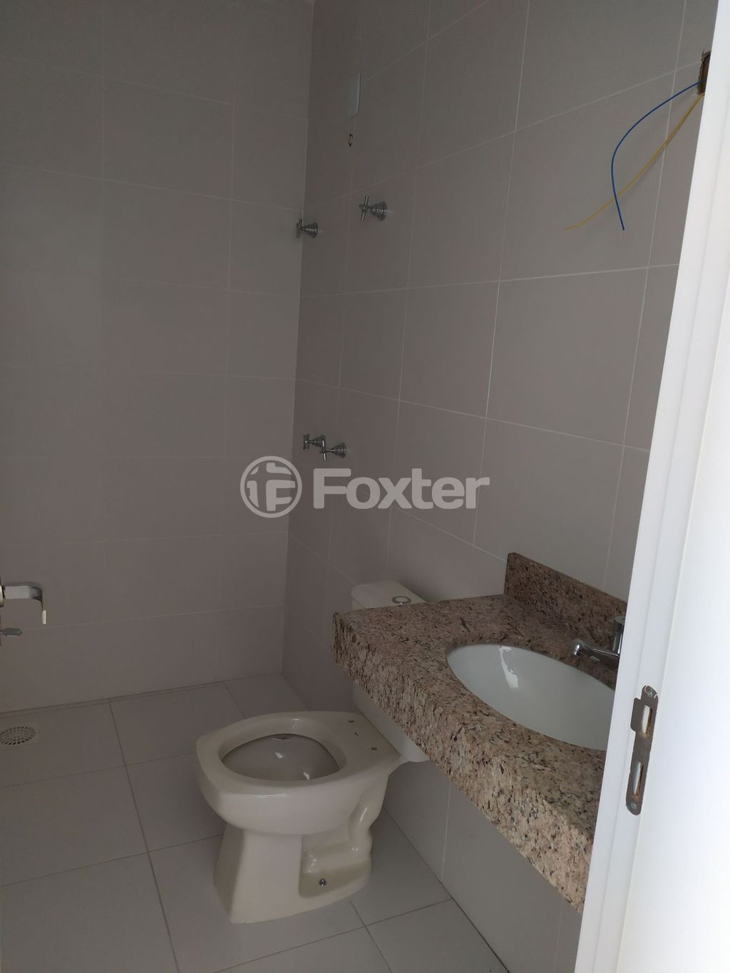 casa sobrado para comprar em Doutor Cláudio Walter Ferreira da Silva, 251 - foto 15