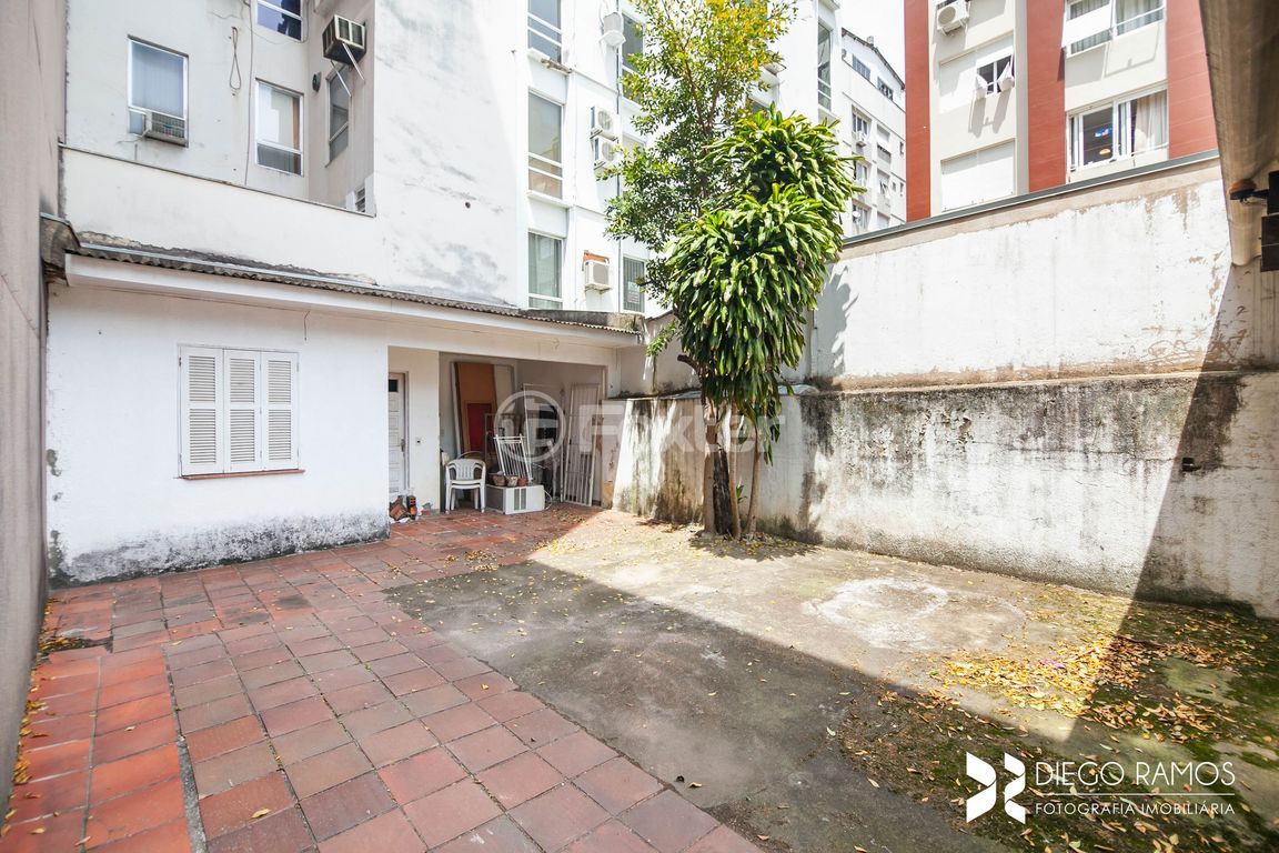 casa sobrado para comprar em JOAO ABBOTT, 681 - foto 11
