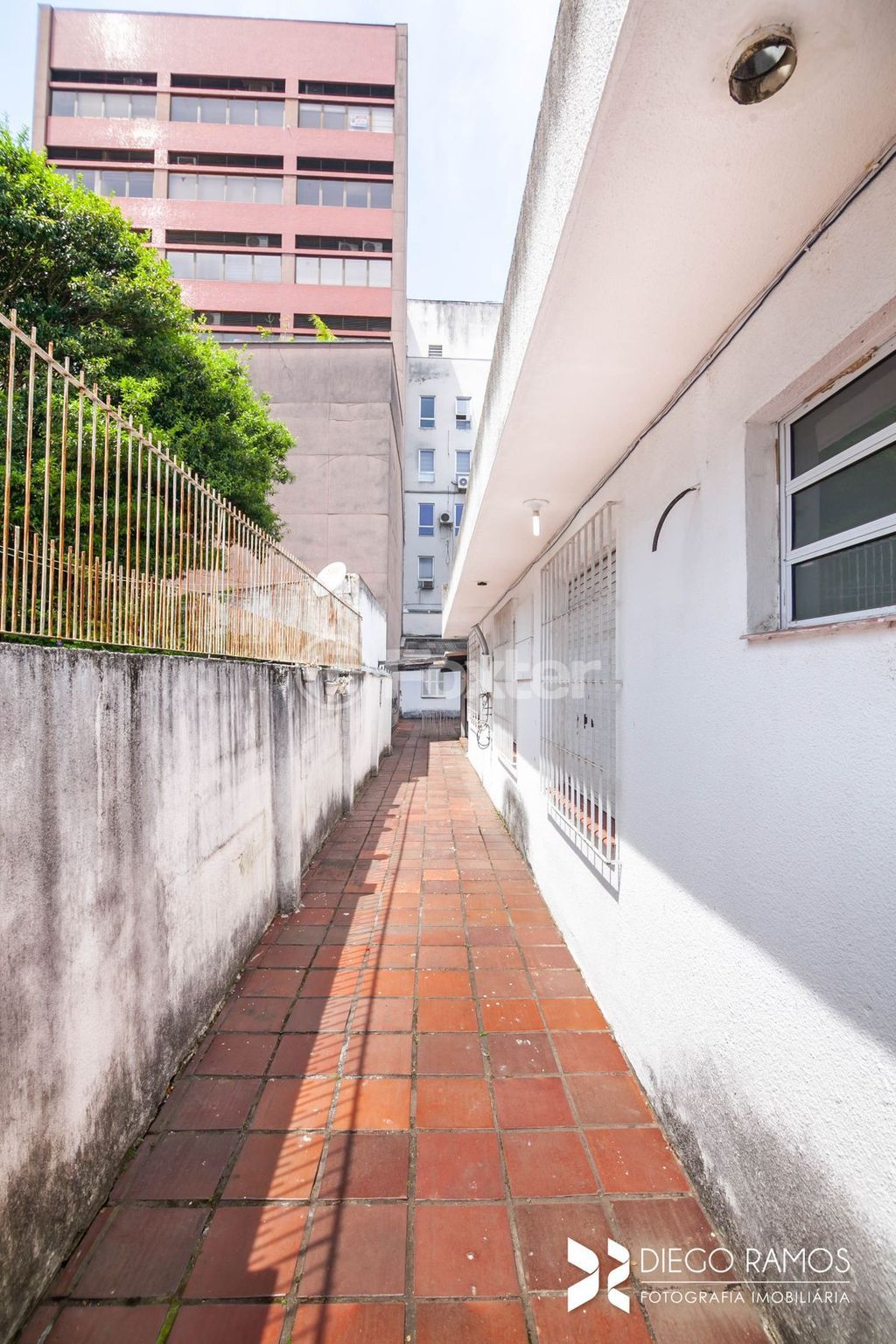 casa sobrado para comprar em JOAO ABBOTT, 681 - foto 8