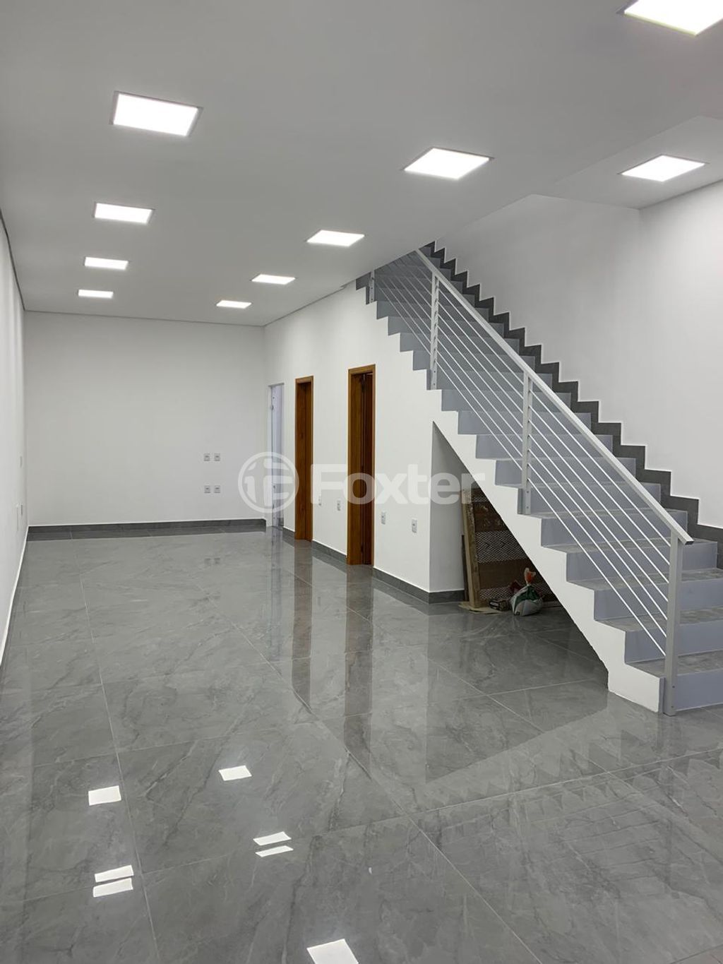 loja ponto comercial para comprar em Passo da Areia, Porto Alegre - foto 1