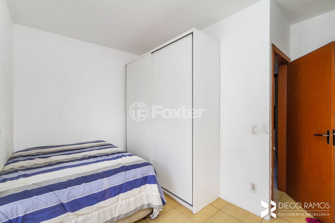 casa sobrado para comprar em Doutor Lauro Miguel Sturm, 161 - foto 19