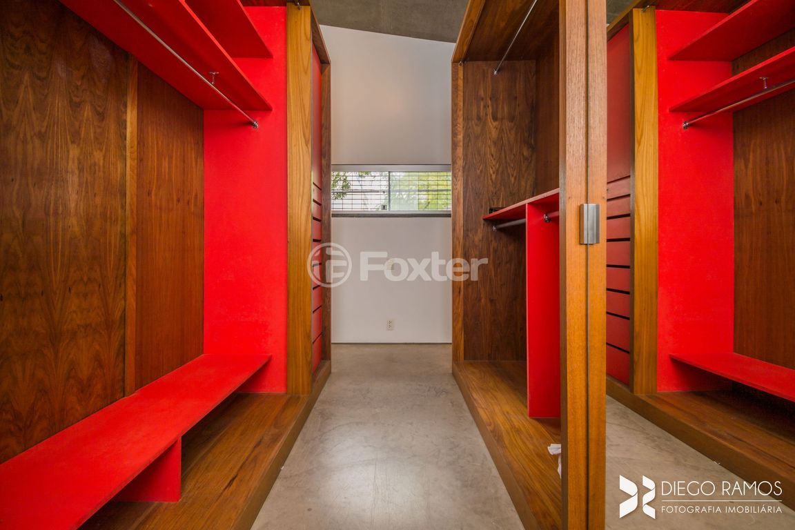 casa sobrado para comprar em Bastian, 259 - foto 17