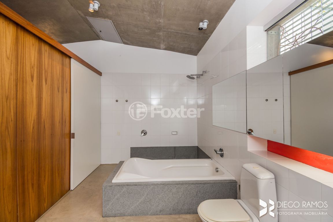 casa sobrado para comprar em Bastian, 259 - foto 19