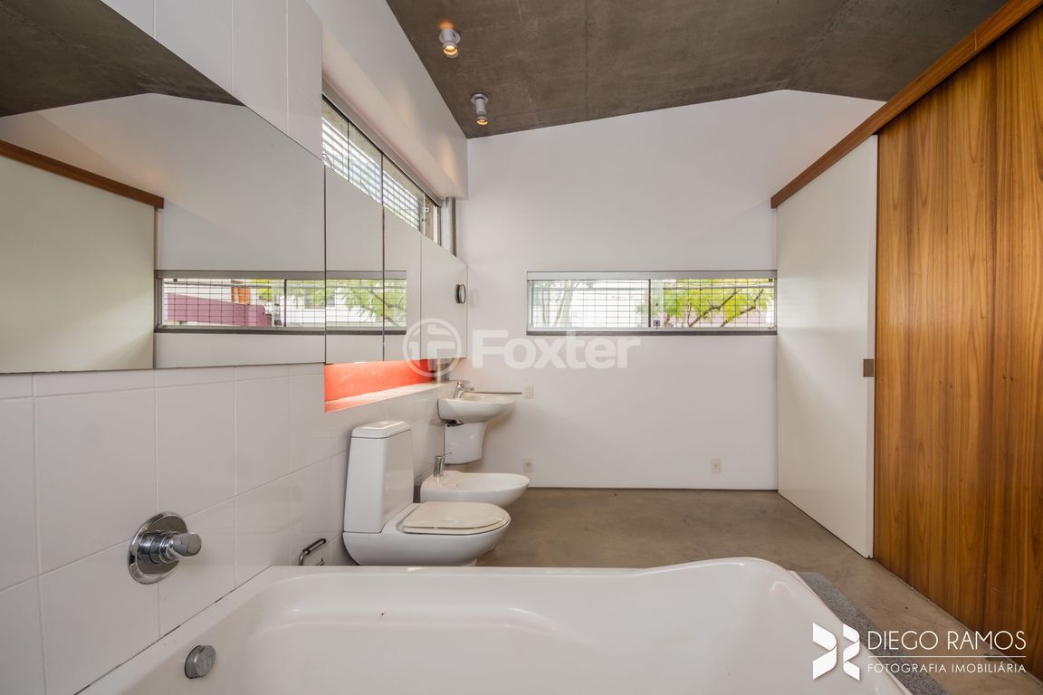 casa sobrado para comprar em Bastian, 259 - foto 20