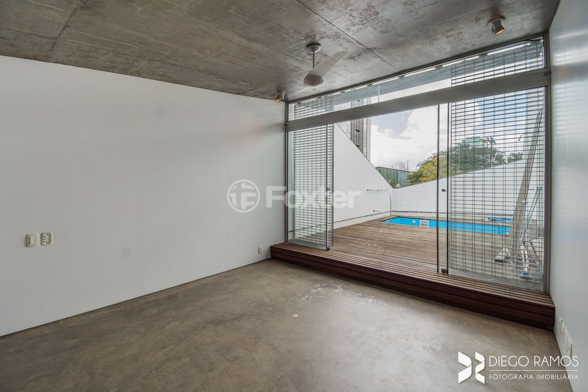 casa sobrado para comprar em Bastian, 259 - foto 24