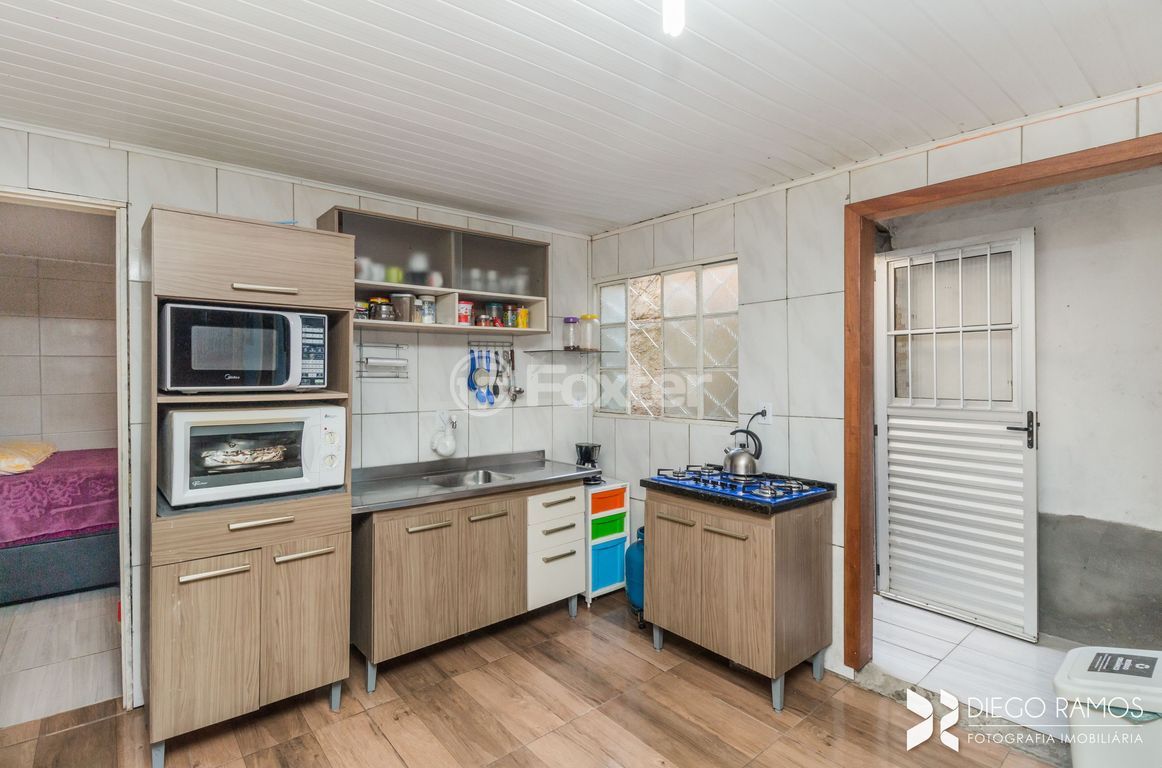 casa sobrado para comprar em Germano Bonow Filho, 379 - foto 13