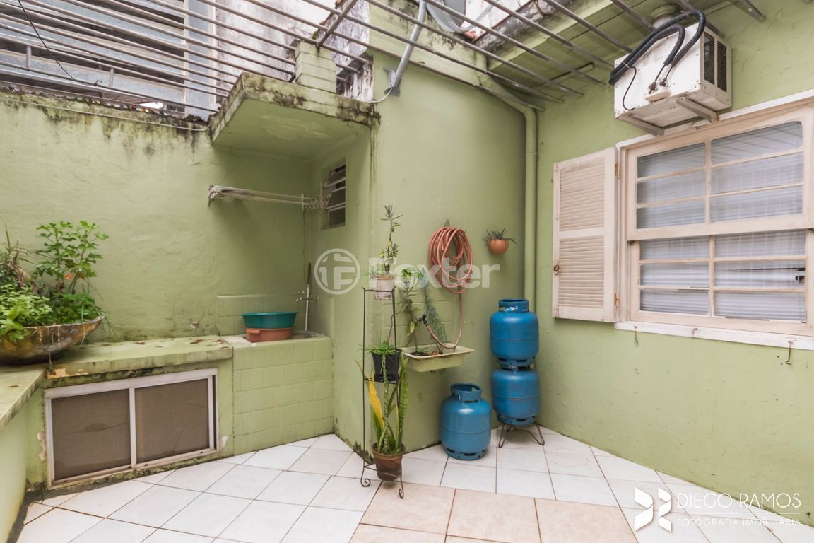casa sobrado para comprar em JOAO ABBOTT, 212 - foto 30