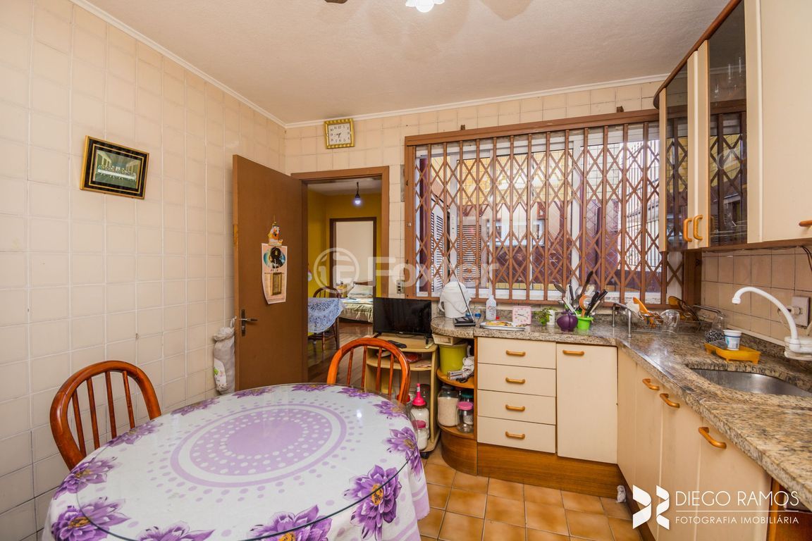 casa sobrado para comprar em Roque Gonzales, 237 - foto 17