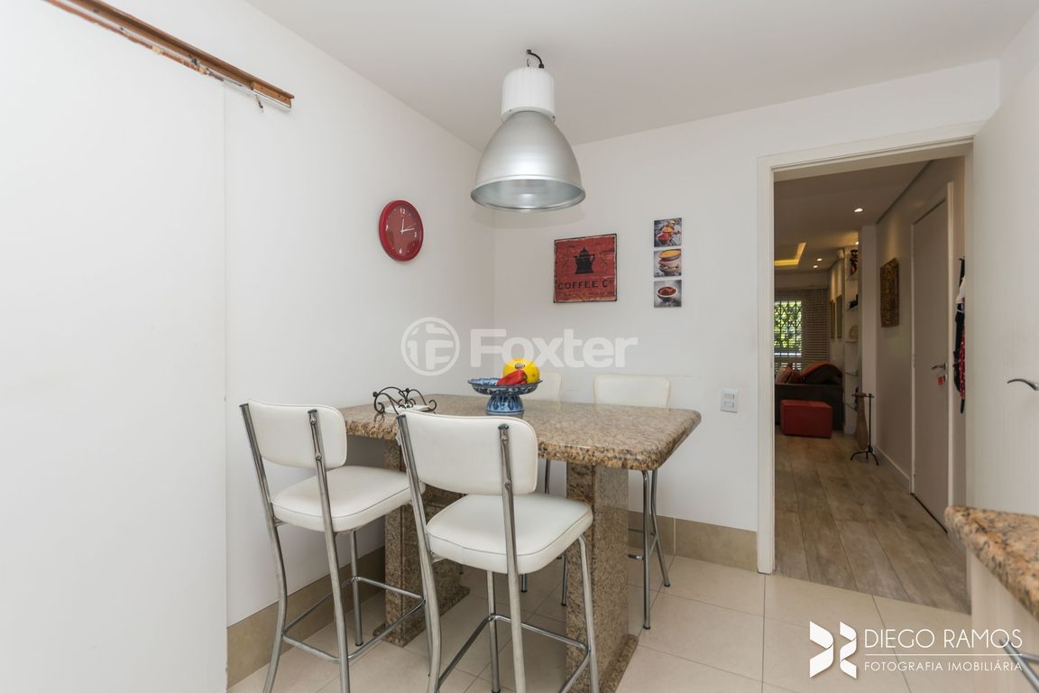 casa sobrado para comprar em Boa Vista, Porto Alegre - foto 1