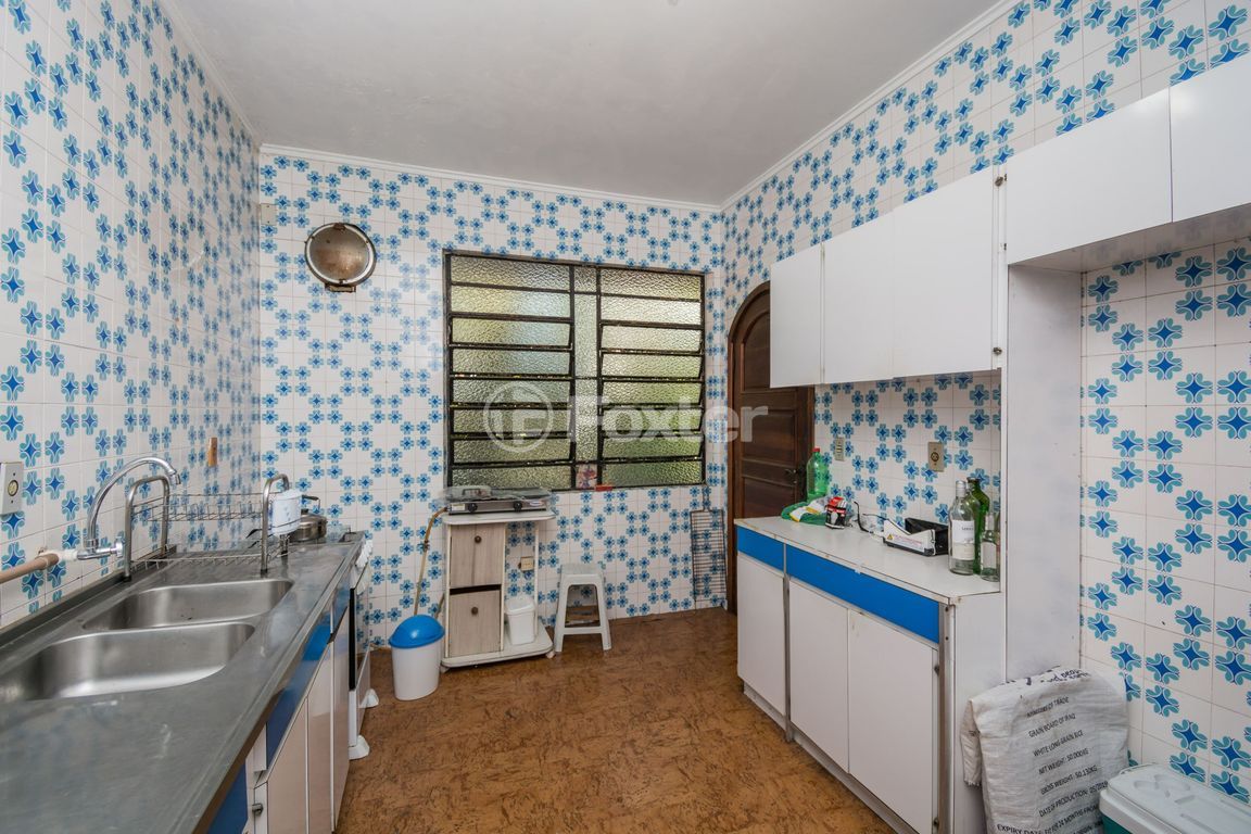 casa sobrado para comprar em Professor Ivo Corseuil, 129 - foto 17