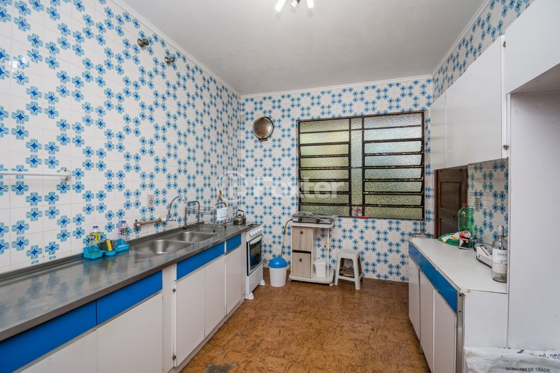 casa sobrado para comprar em Professor Ivo Corseuil, 129 - foto 18