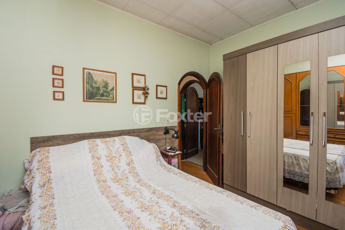 casa sobrado para comprar em Professor Ivo Corseuil, 129 - foto 22