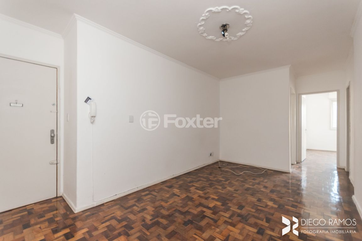 Apartamento para comprar em Rio Branco, Porto Alegre - foto 1