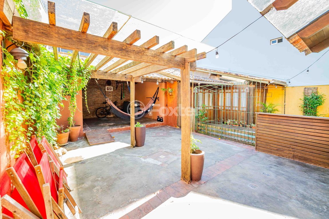casa sobrado para comprar em Claudio da Silva Pinto, 221 - foto 24