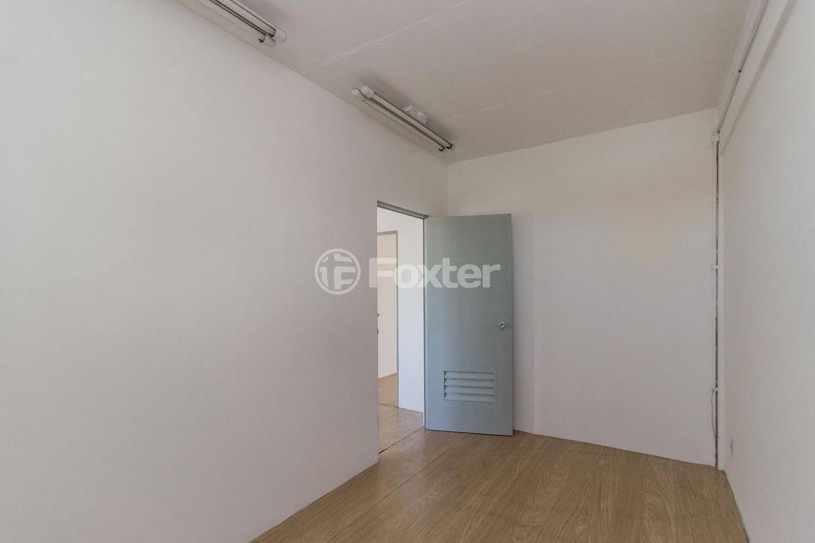 galpao deposito pavilhao para comprar em Conselheiro Travassos, 235 - foto 17