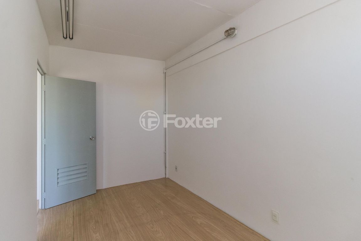 galpao deposito pavilhao para comprar em Conselheiro Travassos, 235 - foto 18